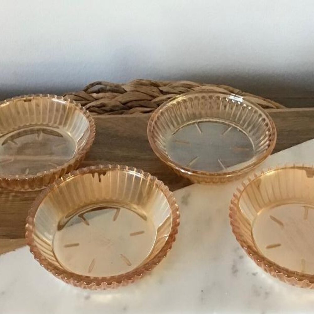 VTG Ashtrays‎ Glass Peach Colored 4” Round - Retro MCM Mid-Century Modern Boho